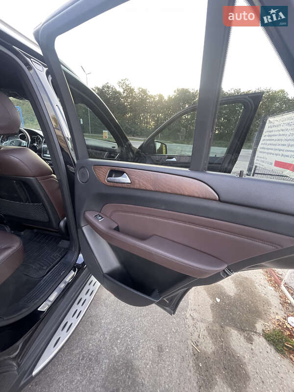 Позашляховик / Кросовер Mercedes-Benz M-Class 2012 в Львові