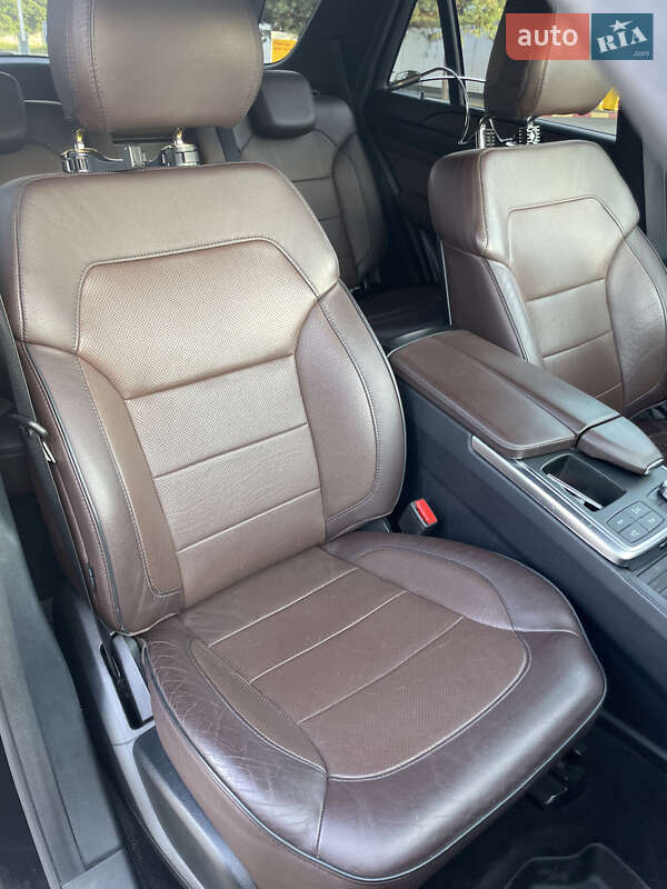 Позашляховик / Кросовер Mercedes-Benz M-Class 2012 в Львові