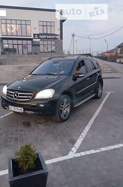 Внедорожник / Кроссовер Mercedes-Benz M-Class 2006 в Любешове