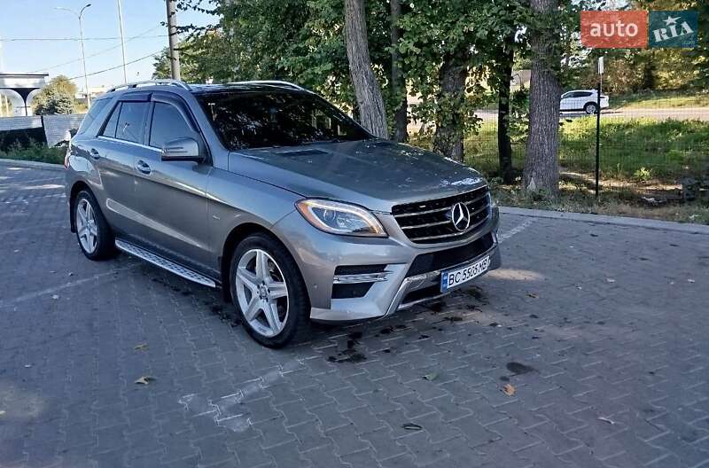 Mercedes-Benz M-Class 2012