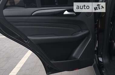 Внедорожник / Кроссовер Mercedes-Benz M-Class 2012 в 