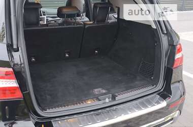 Внедорожник / Кроссовер Mercedes-Benz M-Class 2012 в 