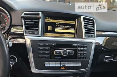 Внедорожник / Кроссовер Mercedes-Benz M-Class 2012 в 