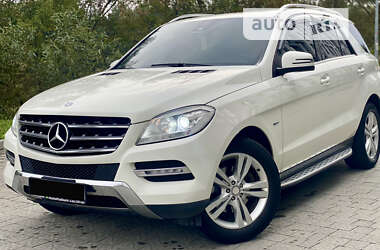 Позашляховик / Кросовер Mercedes-Benz M-Class 2012 в Львові