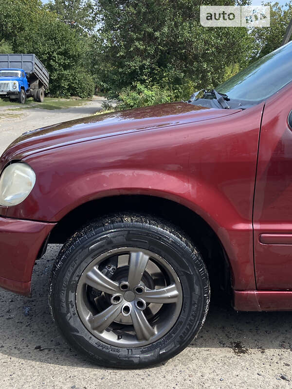 Внедорожник / Кроссовер Mercedes-Benz M-Class 2001 в Чернухах