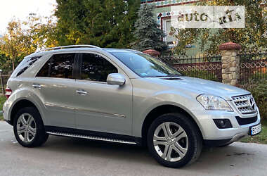 Внедорожник / Кроссовер Mercedes-Benz M-Class 2008 в Зборове