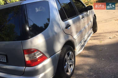 Внедорожник / Кроссовер Mercedes-Benz M-Class 2003 в 