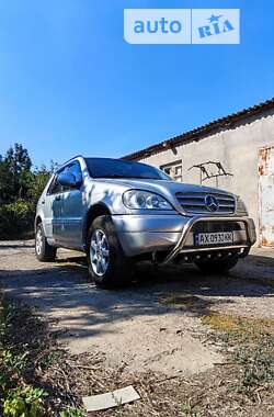 Позашляховик / Кросовер Mercedes-Benz M-Class 2000 в Бучі