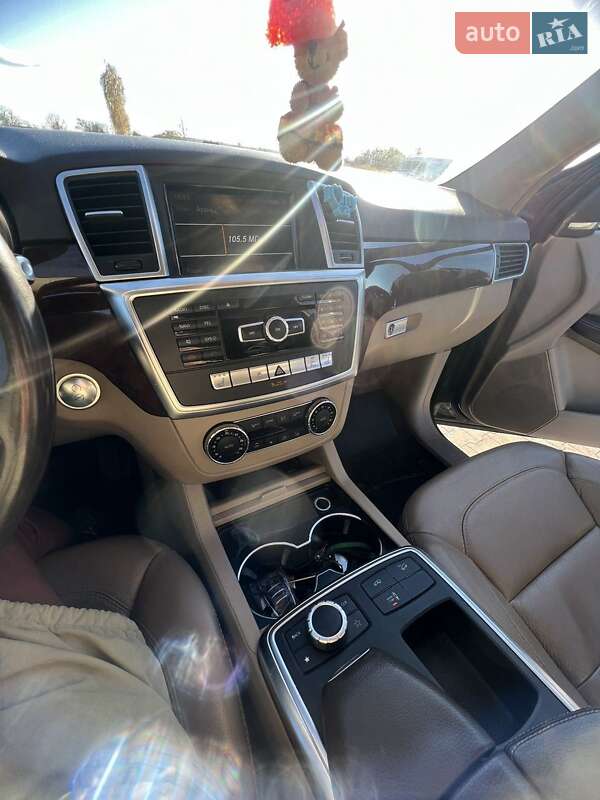 Внедорожник / Кроссовер Mercedes-Benz M-Class 2012 в Рожнятове