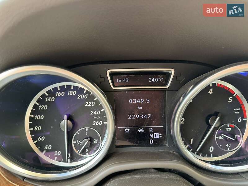 Внедорожник / Кроссовер Mercedes-Benz M-Class 2012 в Рожнятове