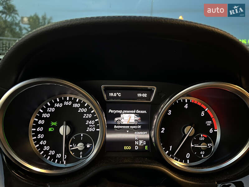 Внедорожник / Кроссовер Mercedes-Benz M-Class 2012 в Киеве