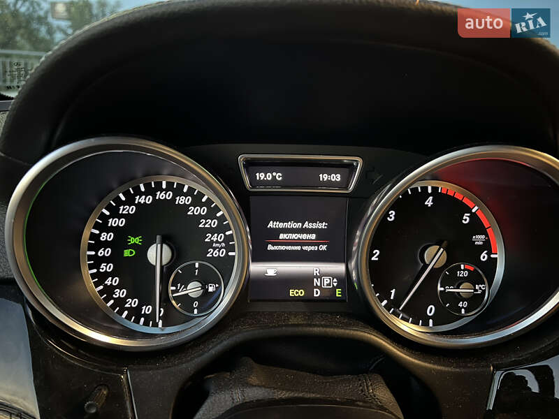 Внедорожник / Кроссовер Mercedes-Benz M-Class 2012 в Киеве