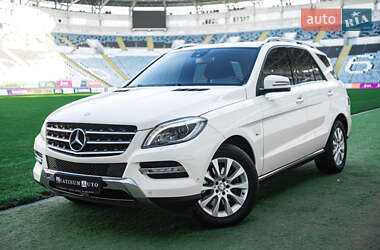 Mercedes-Benz M-Class 2012