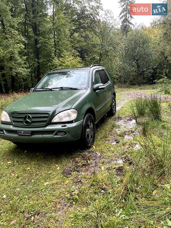 Внедорожник / Кроссовер Mercedes-Benz M-Class 2003 в Косове