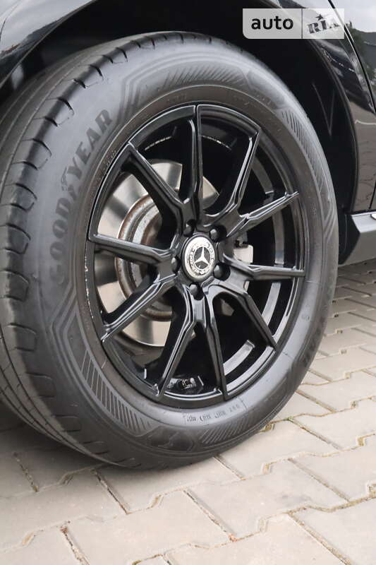 Внедорожник / Кроссовер Mercedes-Benz M-Class 2012 в Луцке