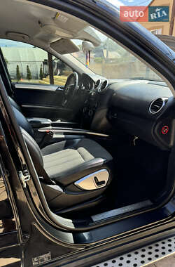 Внедорожник / Кроссовер Mercedes-Benz M-Class 2006 в 