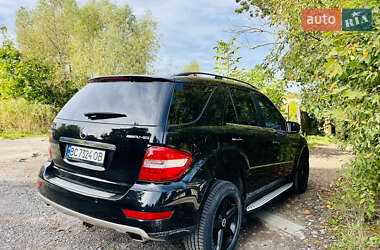 Позашляховик / Кросовер Mercedes-Benz M-Class 2008 в 