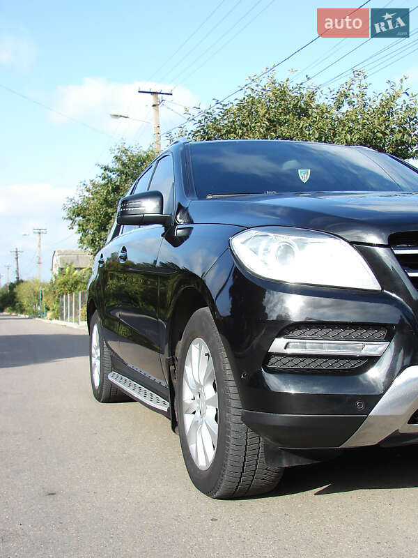 Внедорожник / Кроссовер Mercedes-Benz M-Class 2012 в Одессе