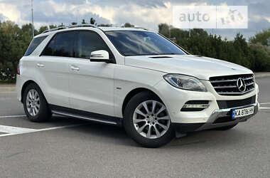 Позашляховик / Кросовер Mercedes-Benz M-Class 2012 в Києві