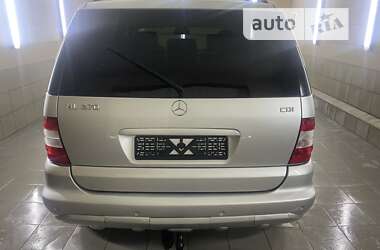 Внедорожник / Кроссовер Mercedes-Benz M-Class 2003 в Умани