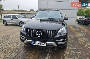 Внедорожник / Кроссовер Mercedes-Benz M-Class 2014 в Кривом Роге