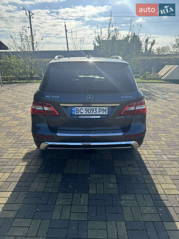 Внедорожник / Кроссовер Mercedes-Benz M-Class 2014 в Самборе