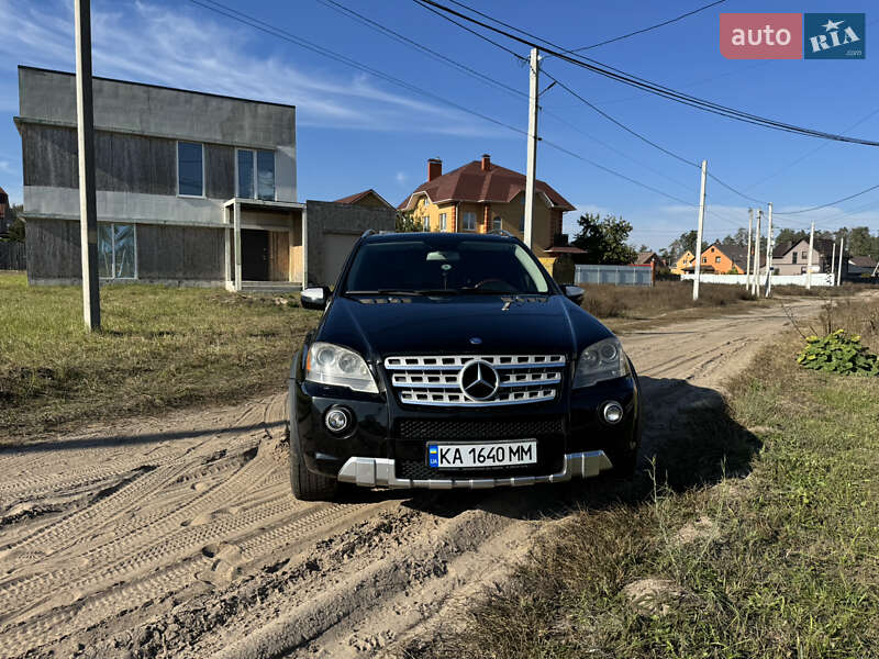 Позашляховик / Кросовер Mercedes-Benz M-Class 2008 в Києві