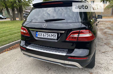 Позашляховик / Кросовер Mercedes-Benz M-Class 2012 в Харкові