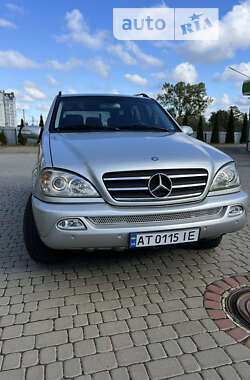 Позашляховик / Кросовер Mercedes-Benz M-Class 2004 в Івано-Франківську