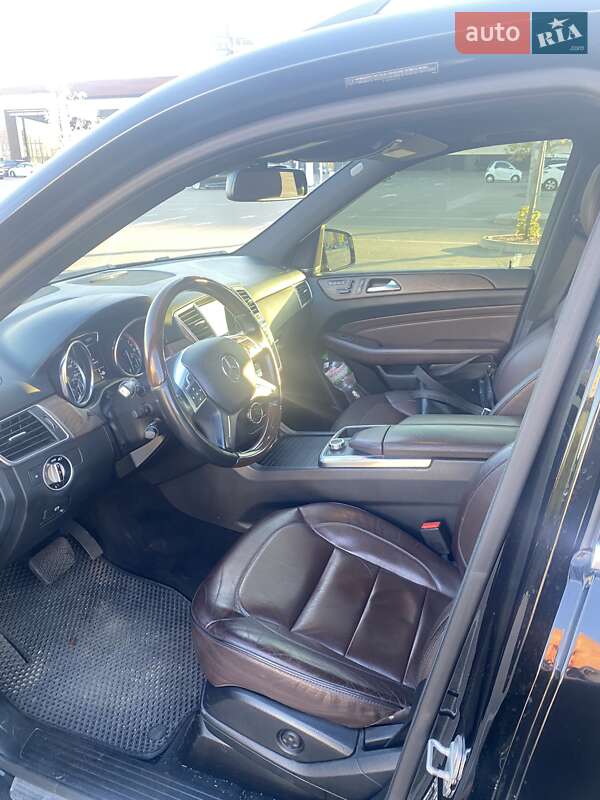 Внедорожник / Кроссовер Mercedes-Benz M-Class 2011 в Киеве