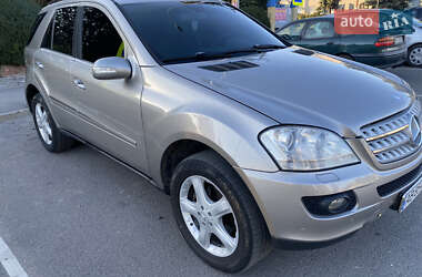 Mercedes-Benz M-Class 2007 Mercedes-Benz M-Class 2007
