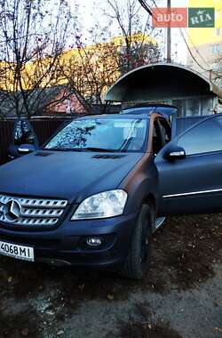 Mercedes-Benz M-Class 2008 Mercedes-Benz M-Class 2008