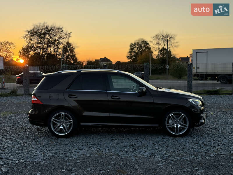 Позашляховик / Кросовер Mercedes-Benz M-Class 2012 в Бродах