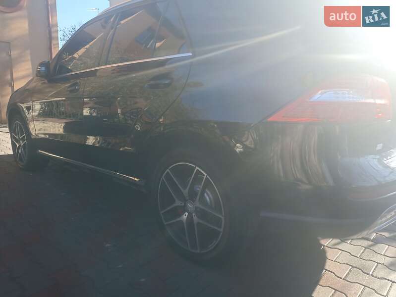 Внедорожник / Кроссовер Mercedes-Benz M-Class 2013 в Тернополе