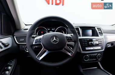 Позашляховик / Кросовер Mercedes-Benz M-Class 2012 в Києві