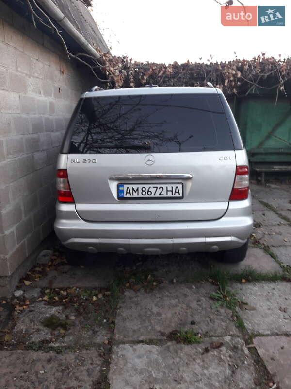 Внедорожник / Кроссовер Mercedes-Benz M-Class 2004 в Коростене