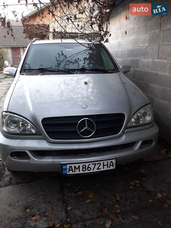 Внедорожник / Кроссовер Mercedes-Benz M-Class 2004 в Коростене