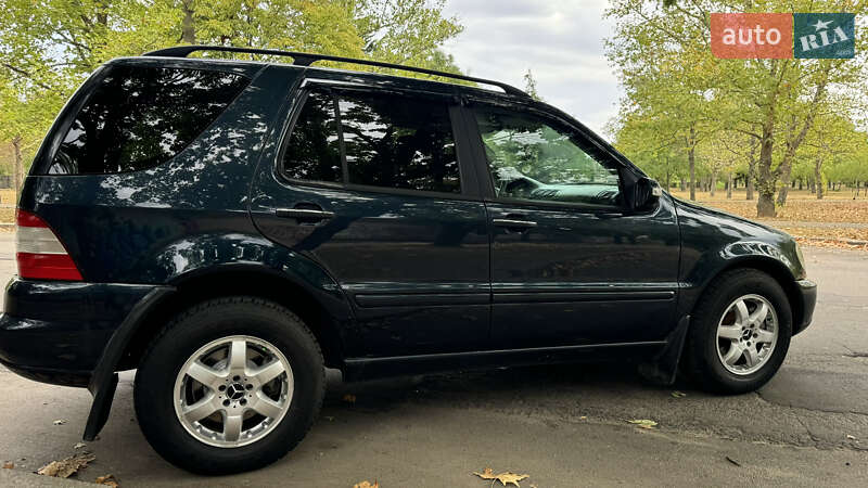 Внедорожник / Кроссовер Mercedes-Benz M-Class 2003 в Николаеве фото 6 Внедорожник / Кроссовер Mercedes-Benz M-Class 2003 в Николаеве