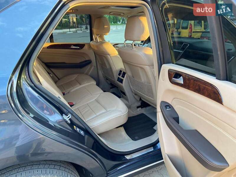 Позашляховик / Кросовер Mercedes-Benz M-Class 2013 в Галичі фото 11 Позашляховик / Кросовер Mercedes-Benz M-Class 2013 в Галичі