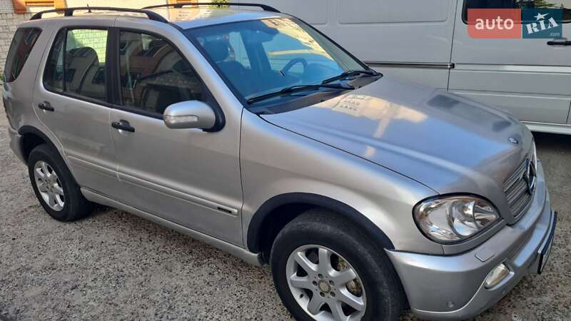 Mercedes-Benz M-Class 2003