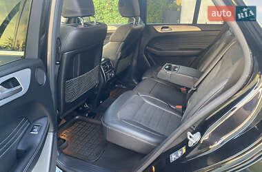 Позашляховик / Кросовер Mercedes-Benz M-Class 2013 в 