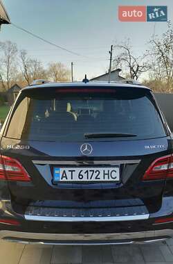 Позашляховик / Кросовер Mercedes-Benz M-Class 2012 в Калуші