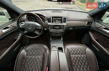 Внедорожник / Кроссовер Mercedes-Benz M-Class 2013 в Киеве