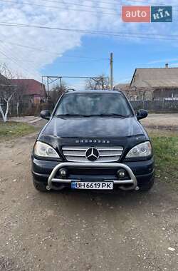 Внедорожник / Кроссовер Mercedes-Benz M-Class 2000 в Измаиле