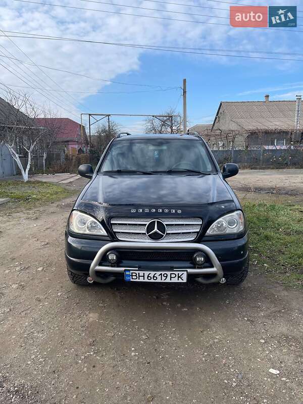 Позашляховик / Кросовер Mercedes-Benz M-Class 2000 в Ізмаїлі