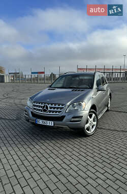 Позашляховик / Кросовер Mercedes-Benz M-Class 2011 в Львові