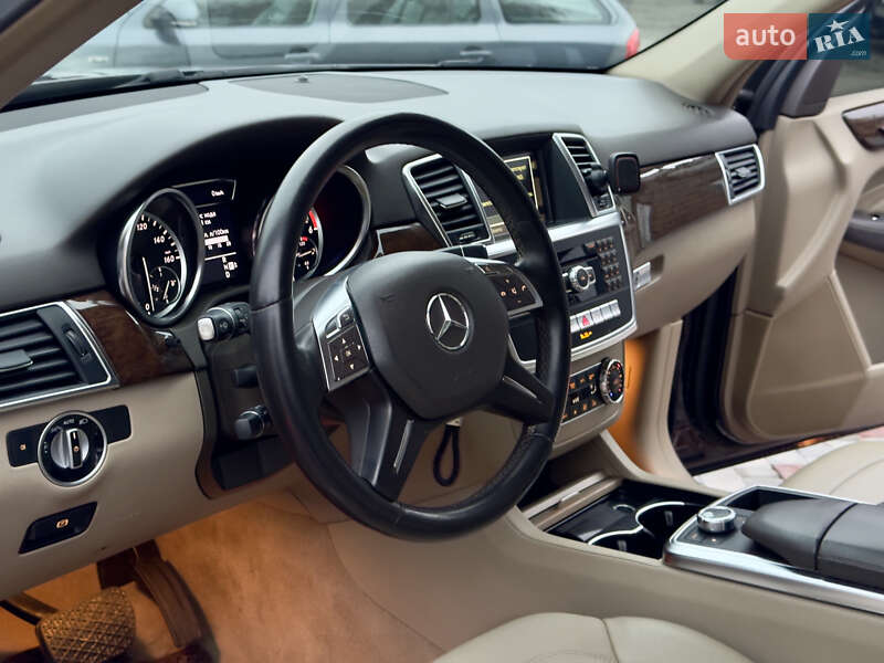 Внедорожник / Кроссовер Mercedes-Benz M-Class 2012 в Виннице фото 23 Внедорожник / Кроссовер Mercedes-Benz M-Class 2012 в Виннице