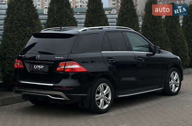 Внедорожник / Кроссовер Mercedes-Benz M-Class 2013 в 