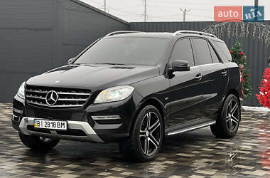 Позашляховик / Кросовер Mercedes-Benz M-Class 2012 в Полтаві