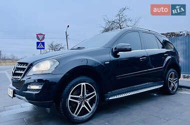 Mercedes-Benz M-Class 2011
